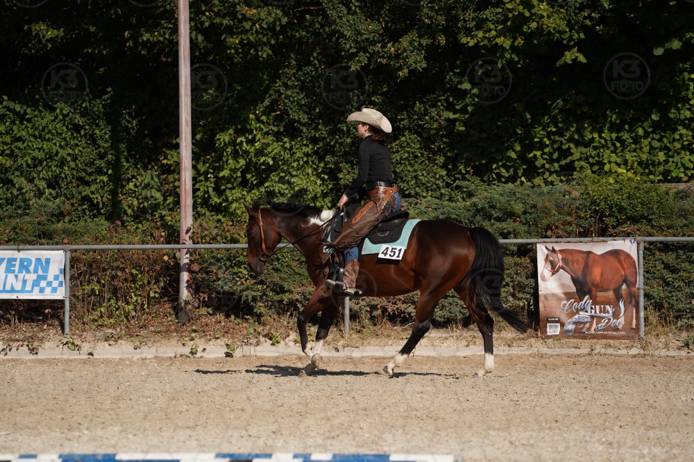 s_A_908275.JPG